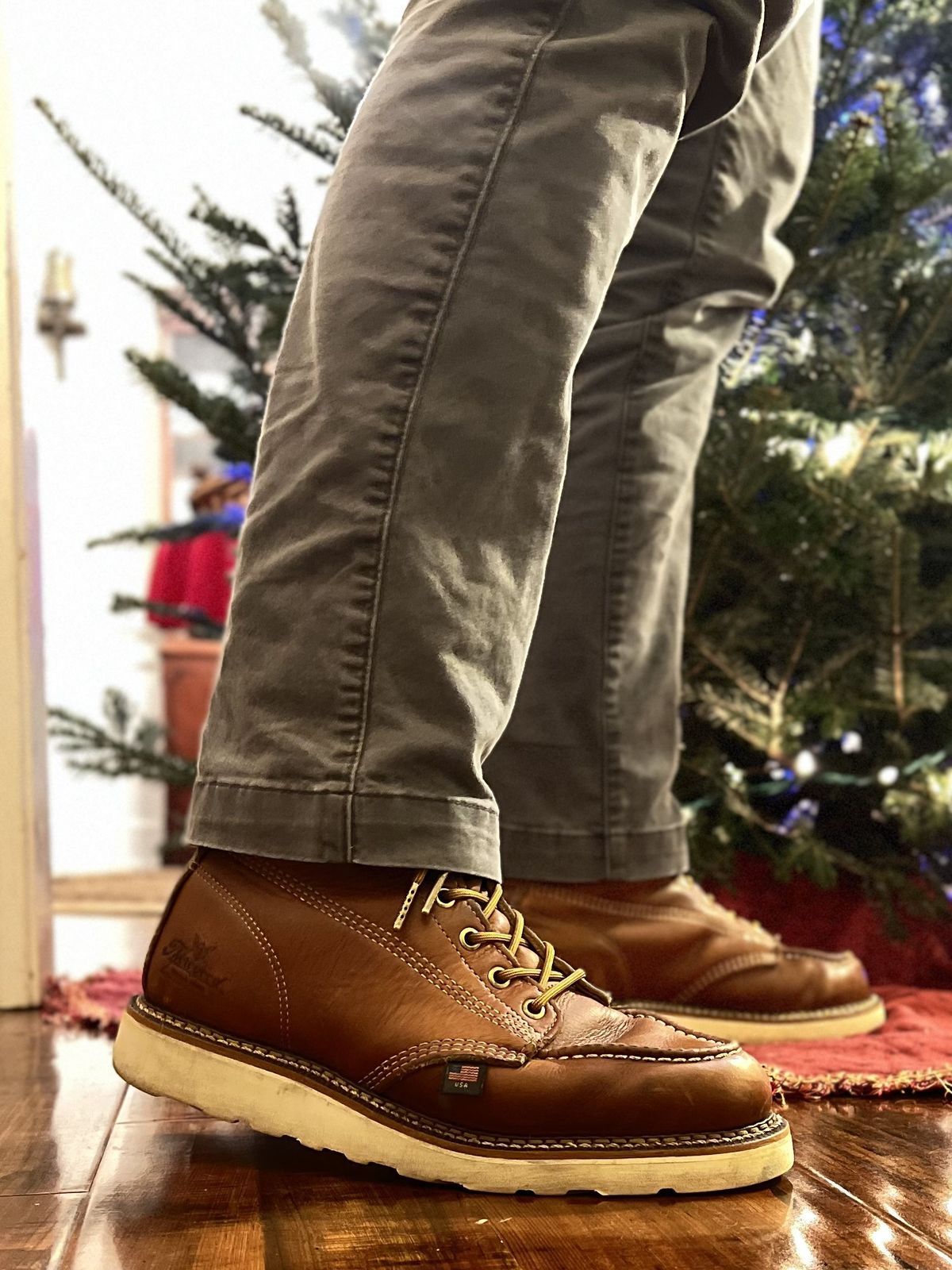 Photo by patinathunderdome on December 2, 2021 of the Thorogood 8" Moc Toe in Tobacco Gladiator Oil-Tanned.