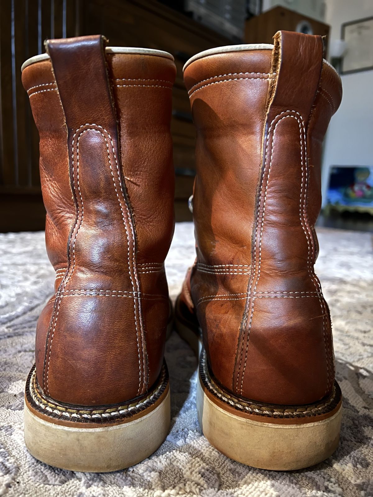 Photo by patinathunderdome on February 4, 2022 of the Thorogood 8" Moc Toe in Tobacco Gladiator Oil-Tanned.