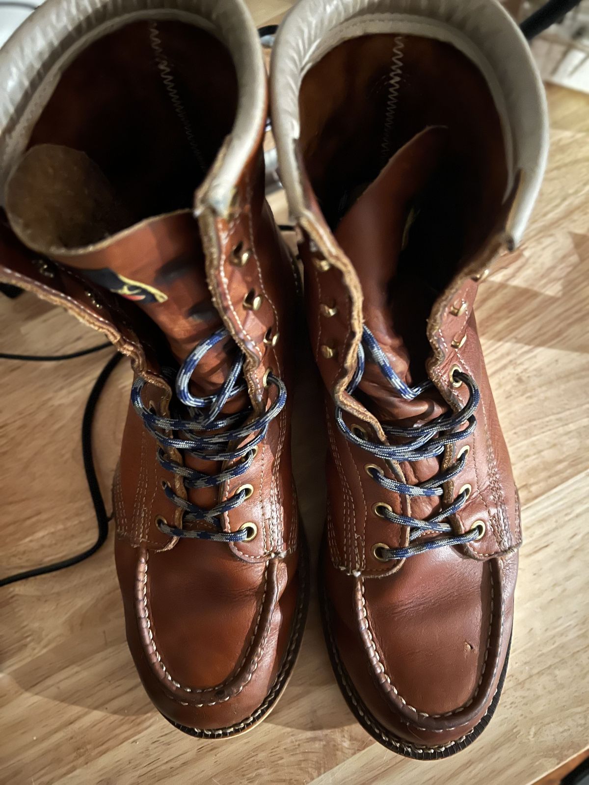 Photo by patinathunderdome on March 5, 2022 of the Thorogood 8" Moc Toe in Tobacco Gladiator Oil-Tanned.