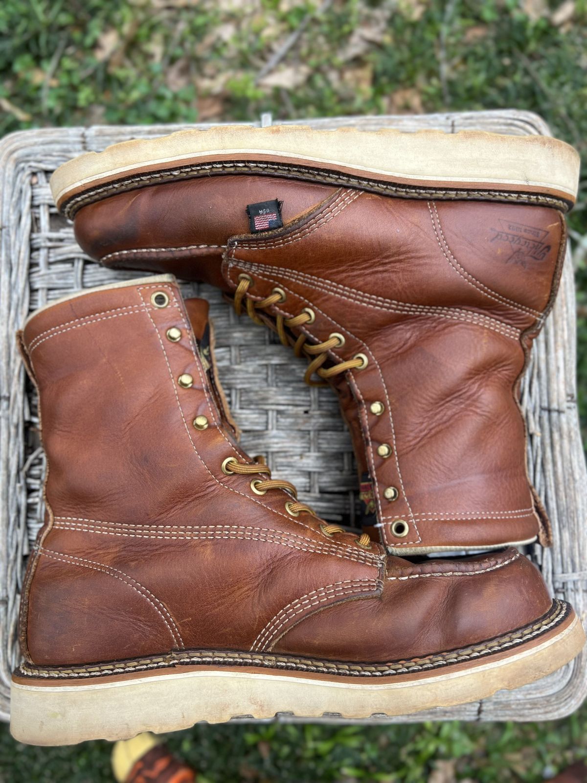 Photo by patinathunderdome on April 2, 2022 of the Thorogood 8" Moc Toe in Tobacco Gladiator Oil-Tanned.