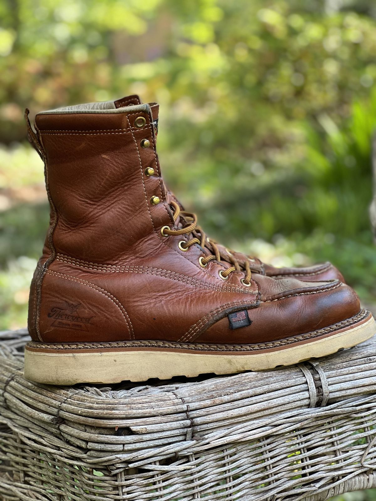 Photo by patinathunderdome on May 1, 2022 of the Thorogood 8" Moc Toe in Tobacco Gladiator Oil-Tanned.