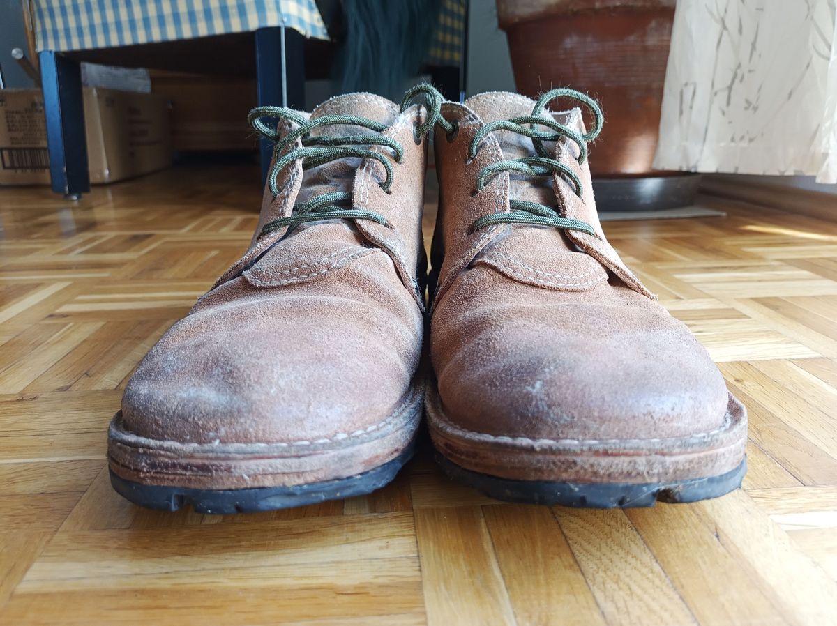 Photo by patinathunderdome on February 1, 2022 of the BERNHARDINER Schuhwerk JFB002 in David Oehler Natural V Suede.