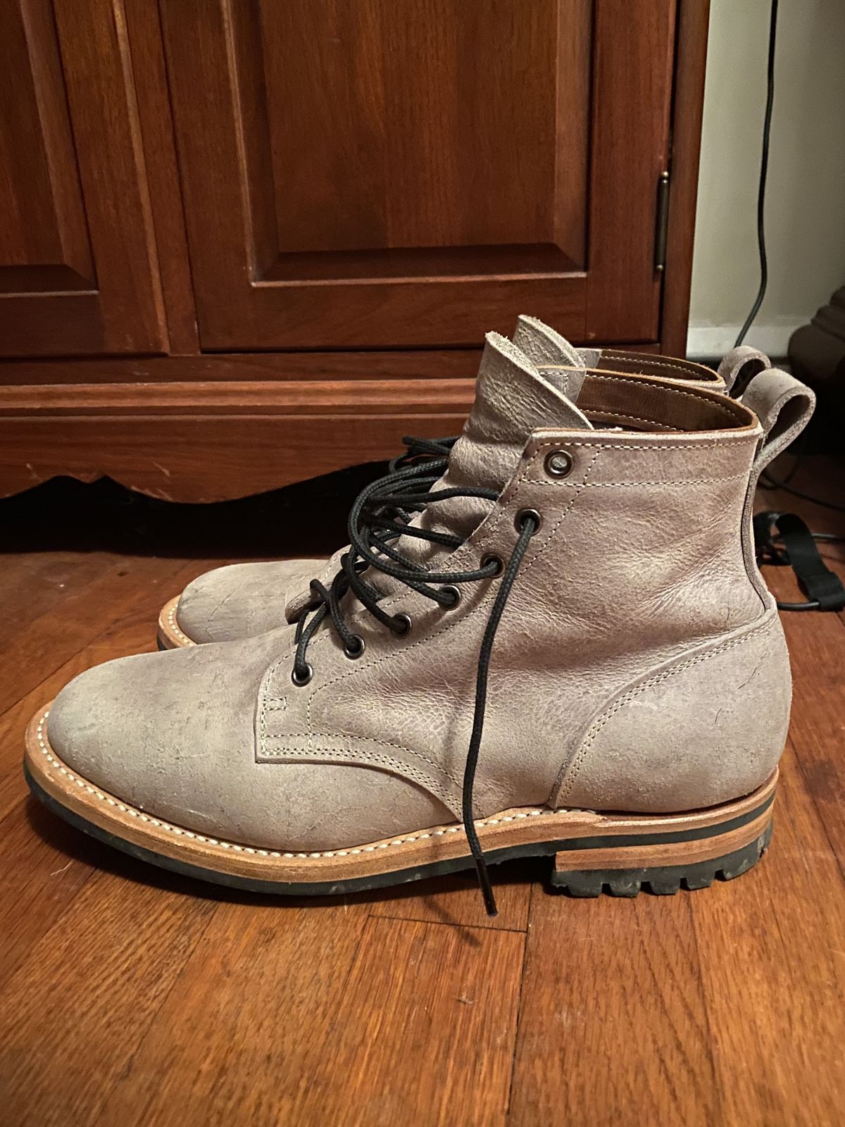 Photo by patinathunderdome on December 1, 2021 of the Truman Service Boot in C.F. Stead Smoke Rambler.