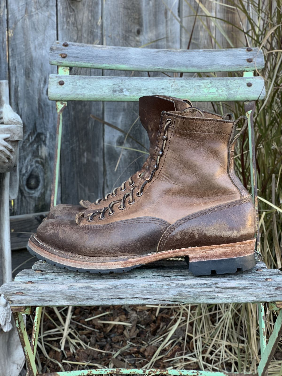 Photo by patinathunderdome on January 1, 2022 of the White's Bounty Hunter in Horween Natural Waxed Flesh.