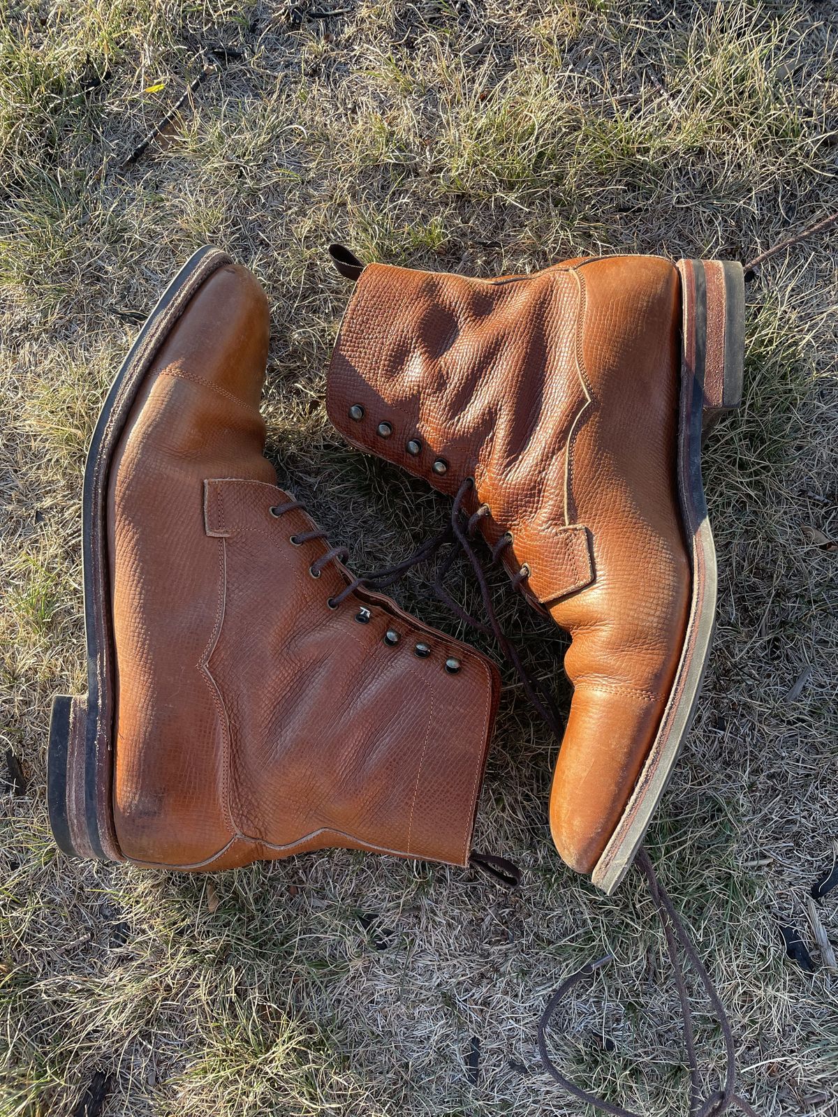 Photo by patinathunderdome on November 5, 2021 of the Meermin Jumper Boot in Tanneries Haas Cognac Utah.