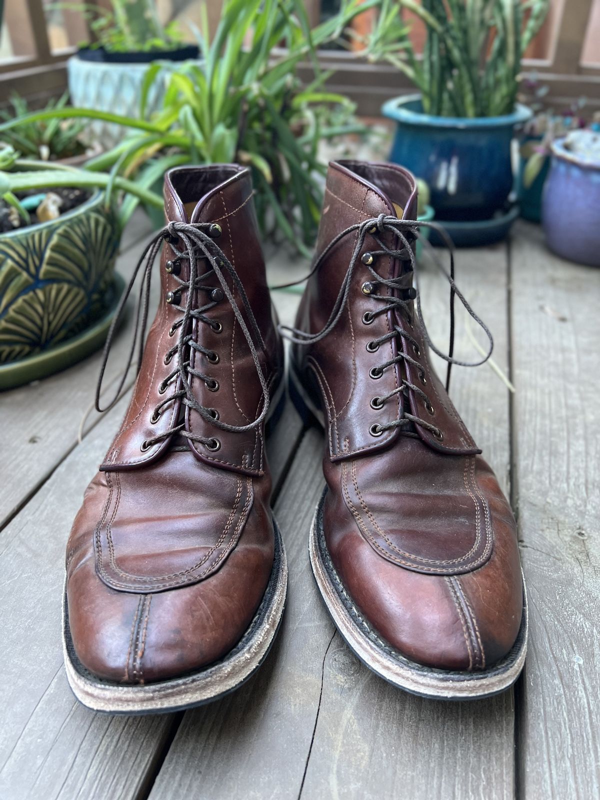 Photo by patinathunderdome on February 6, 2022 of the Makers U Mocca Blucher in Horween Color 4 Shell Cordovan.