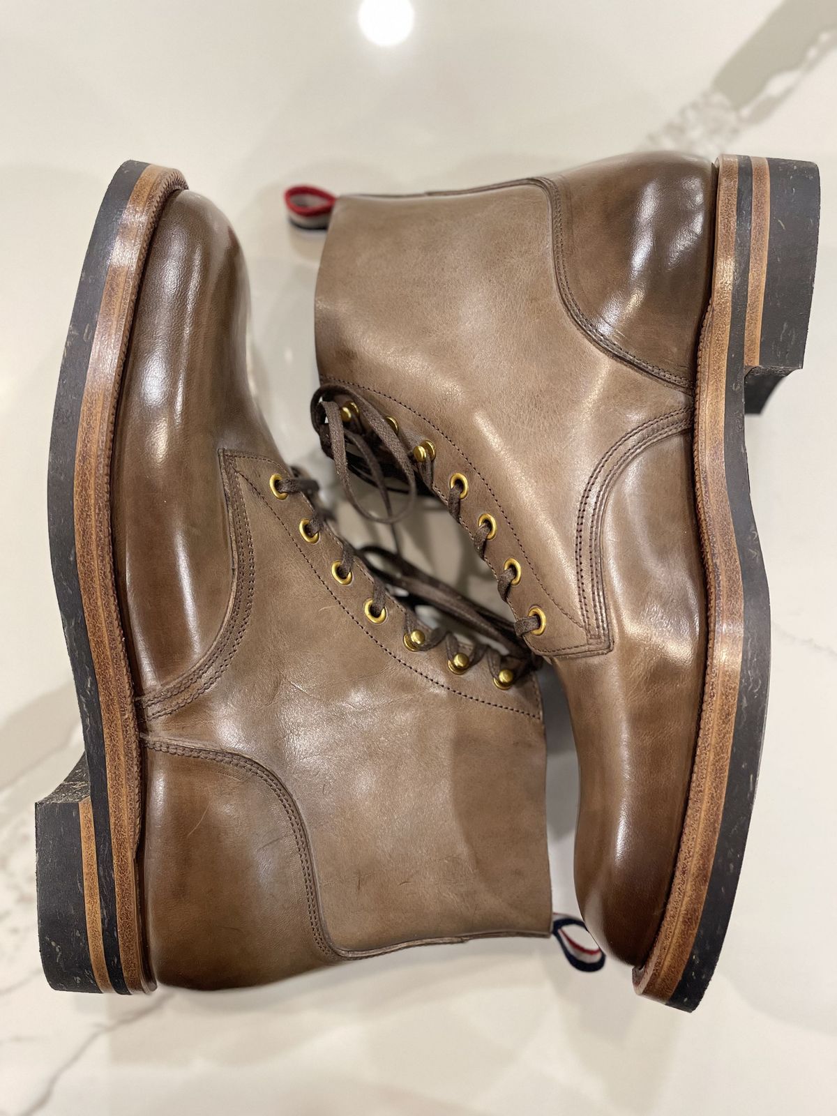 Photo by patinathunderdome on November 1, 2021 of the Iron Boots The Chosen One in Natural Italy Waxed Bullhide.