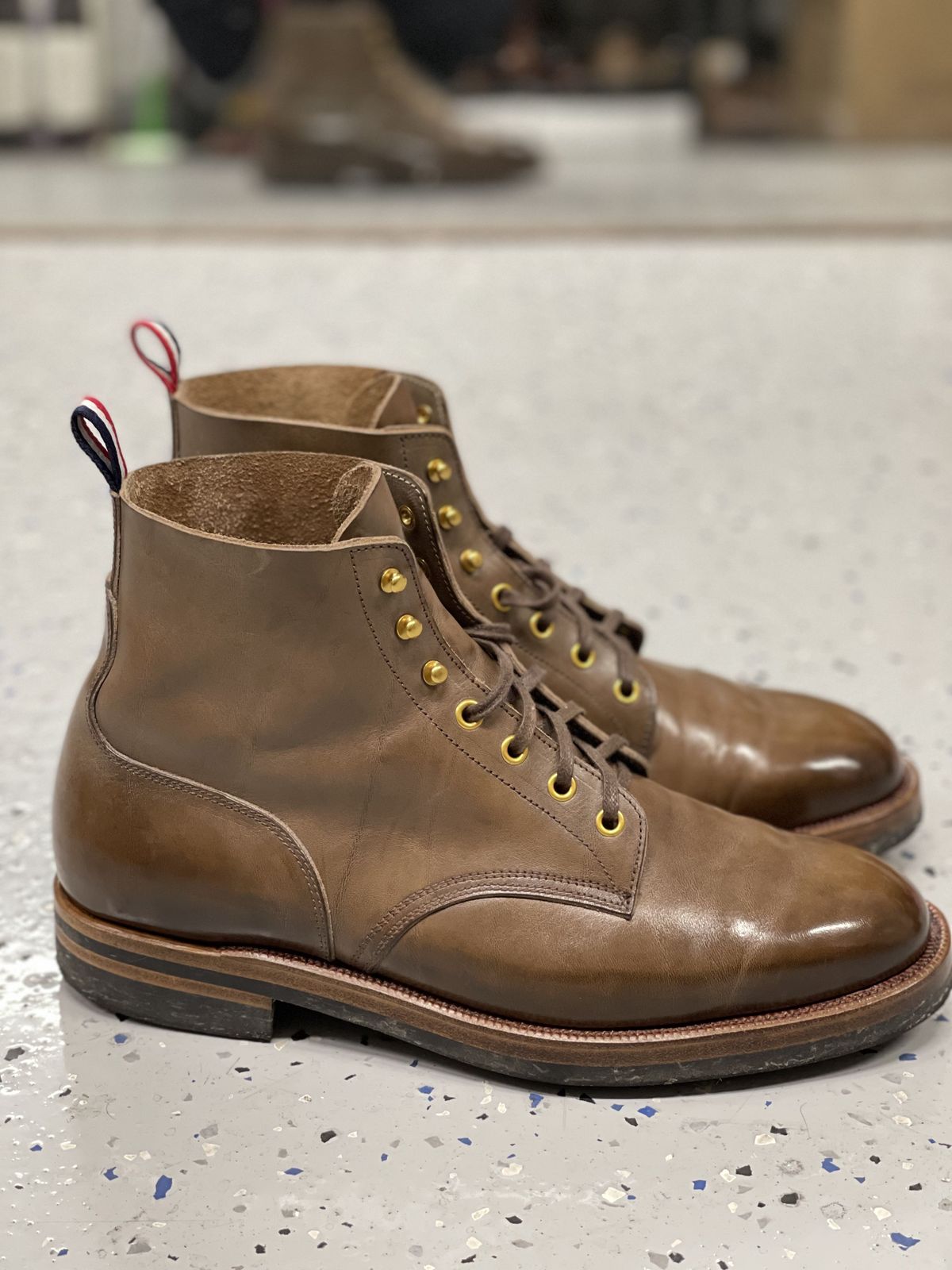 Photo by patinathunderdome on December 1, 2021 of the Iron Boots The Chosen One in Natural Italy Waxed Bullhide.