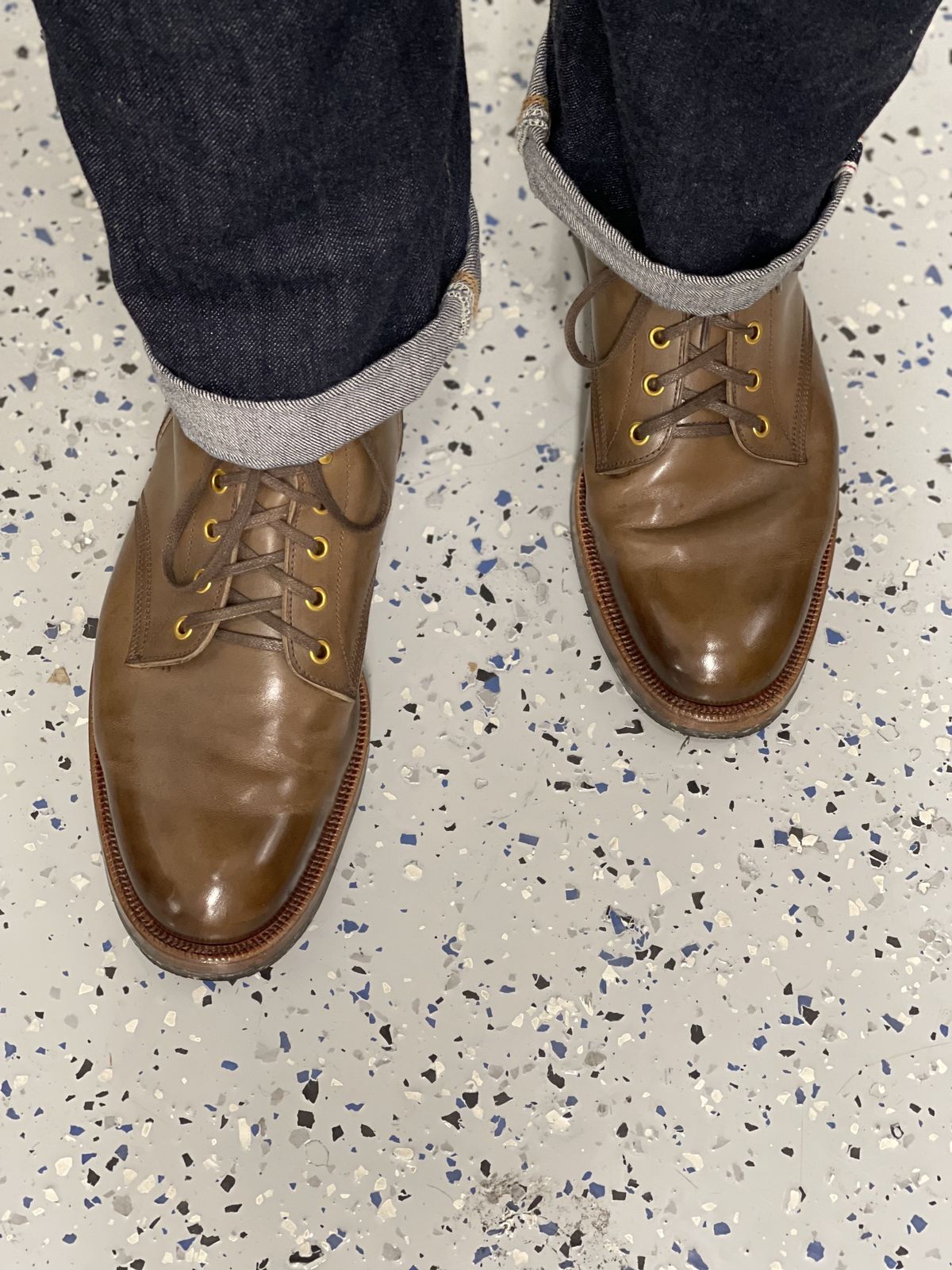 Photo by patinathunderdome on December 1, 2021 of the Iron Boots The Chosen One in Natural Italy Waxed Bullhide.