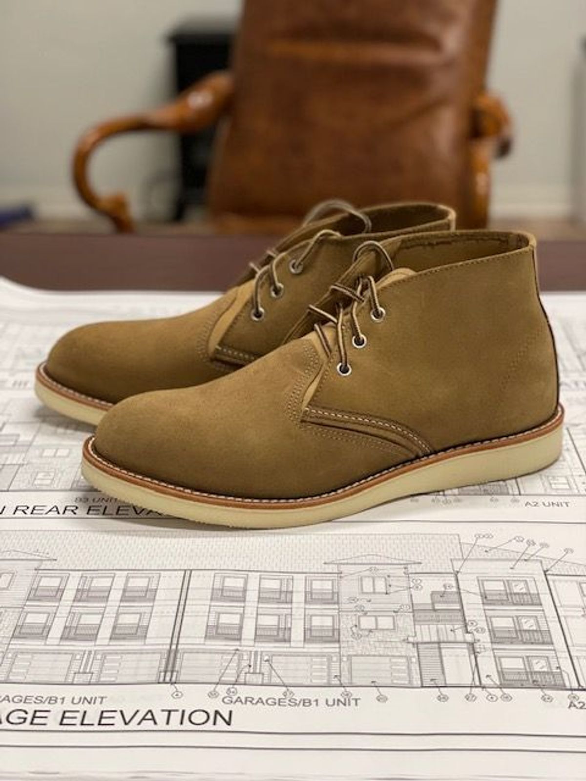 Photo by patinathunderdome on October 1, 2021 of the Red Wing Work Chukka in S.B. Foot Olive Mohave Roughout.