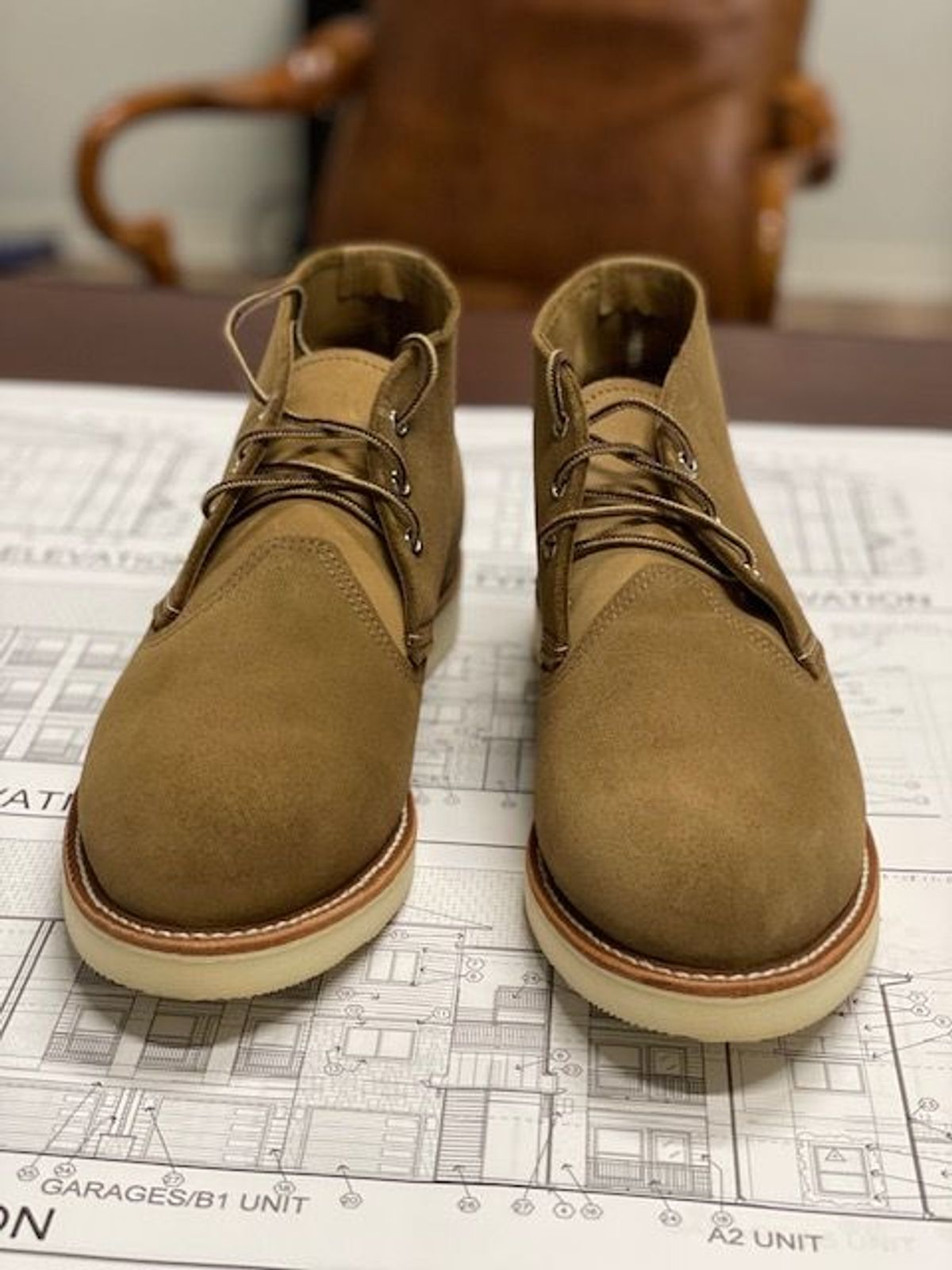 Photo by patinathunderdome on October 1, 2021 of the Red Wing Work Chukka in S.B. Foot Olive Mohave Roughout.