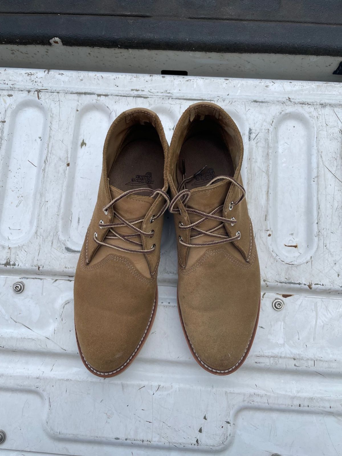 Photo by patinathunderdome on November 5, 2021 of the Red Wing Work Chukka in S.B. Foot Olive Mohave Roughout.