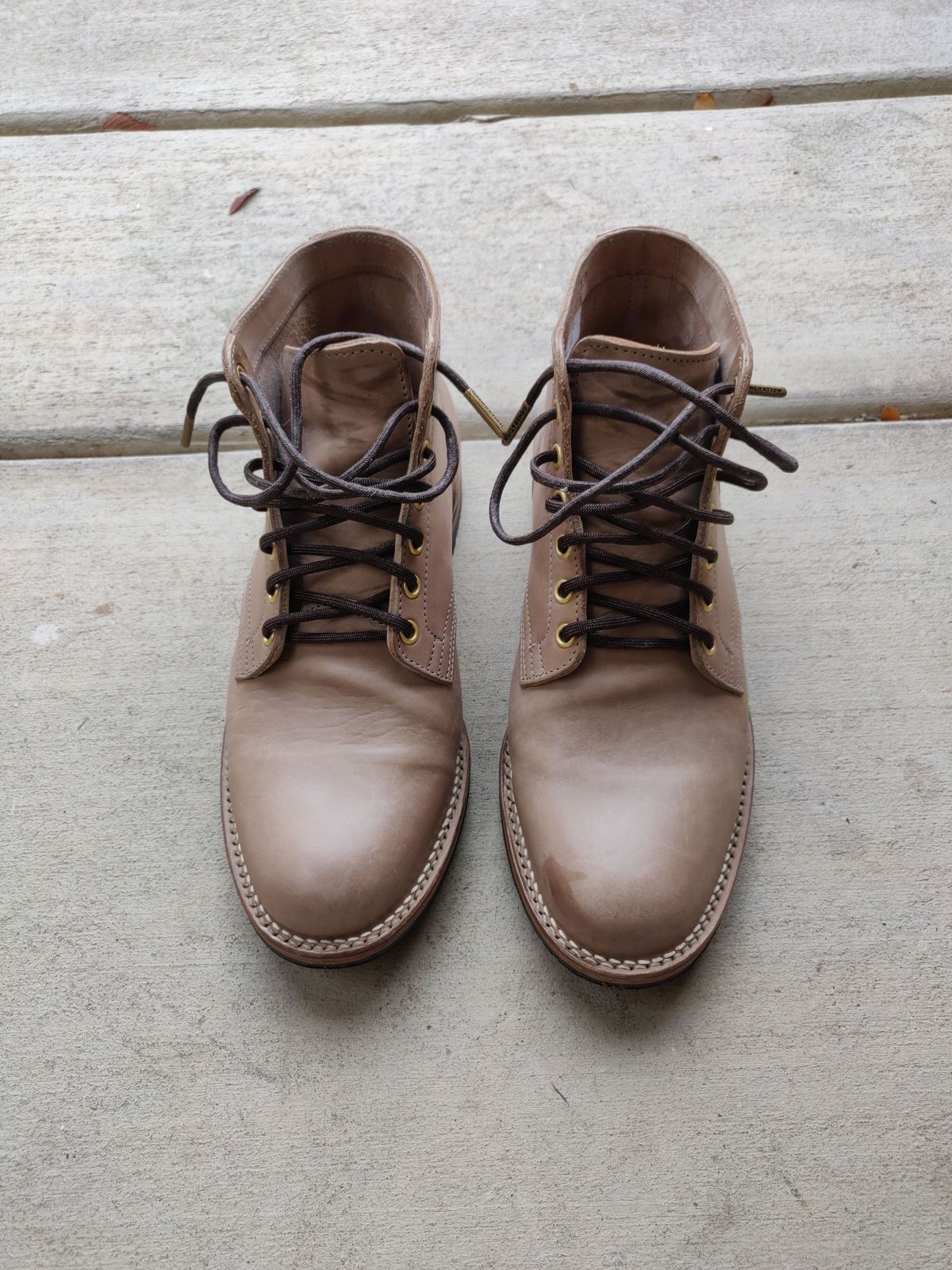 Photo by patinathunderdome on December 4, 2021 of the Viberg Service Boot in Maryam Light Grey Horsebutt.