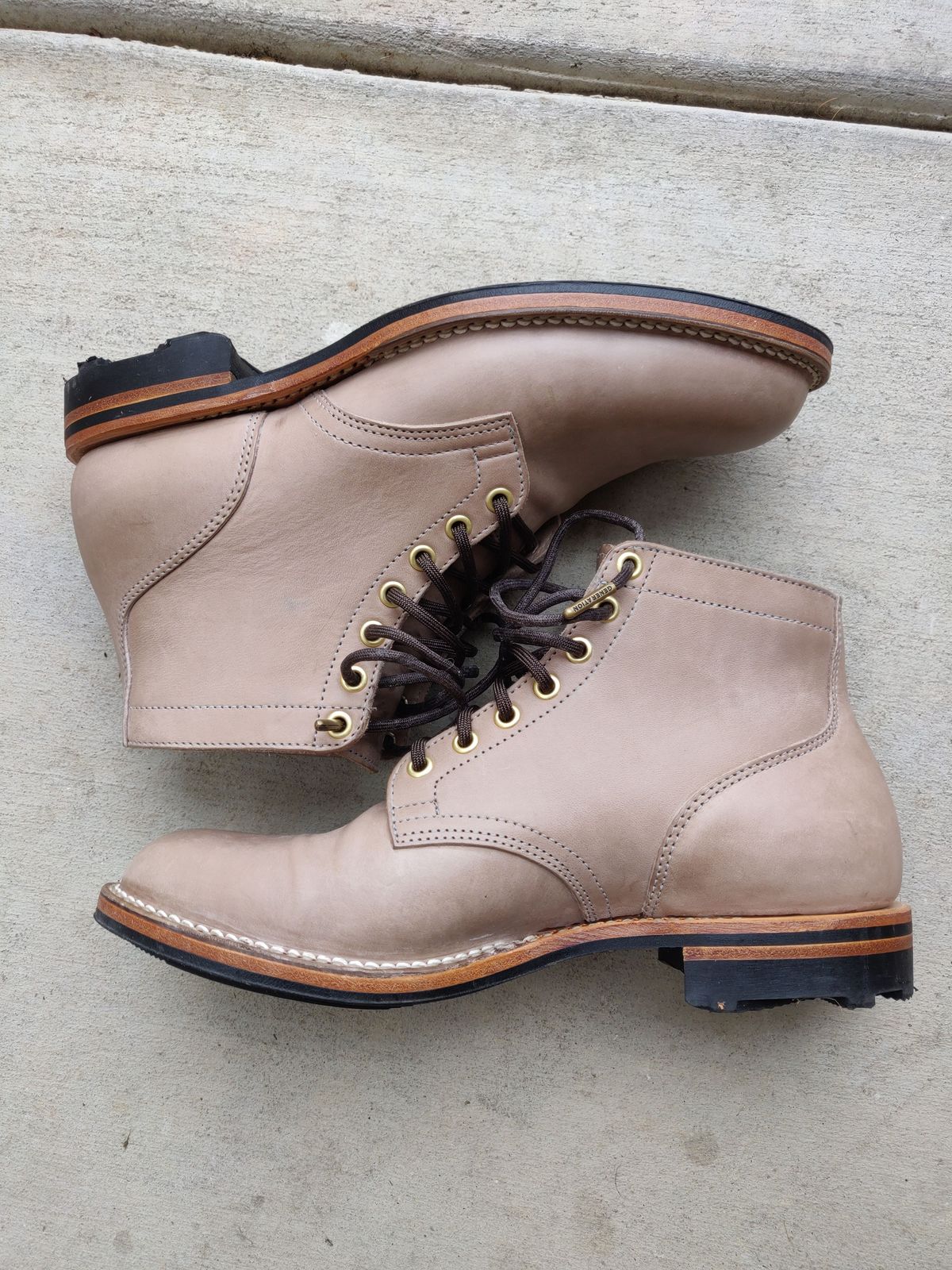 Photo by patinathunderdome on December 4, 2021 of the Viberg Service Boot in Maryam Light Grey Horsebutt.