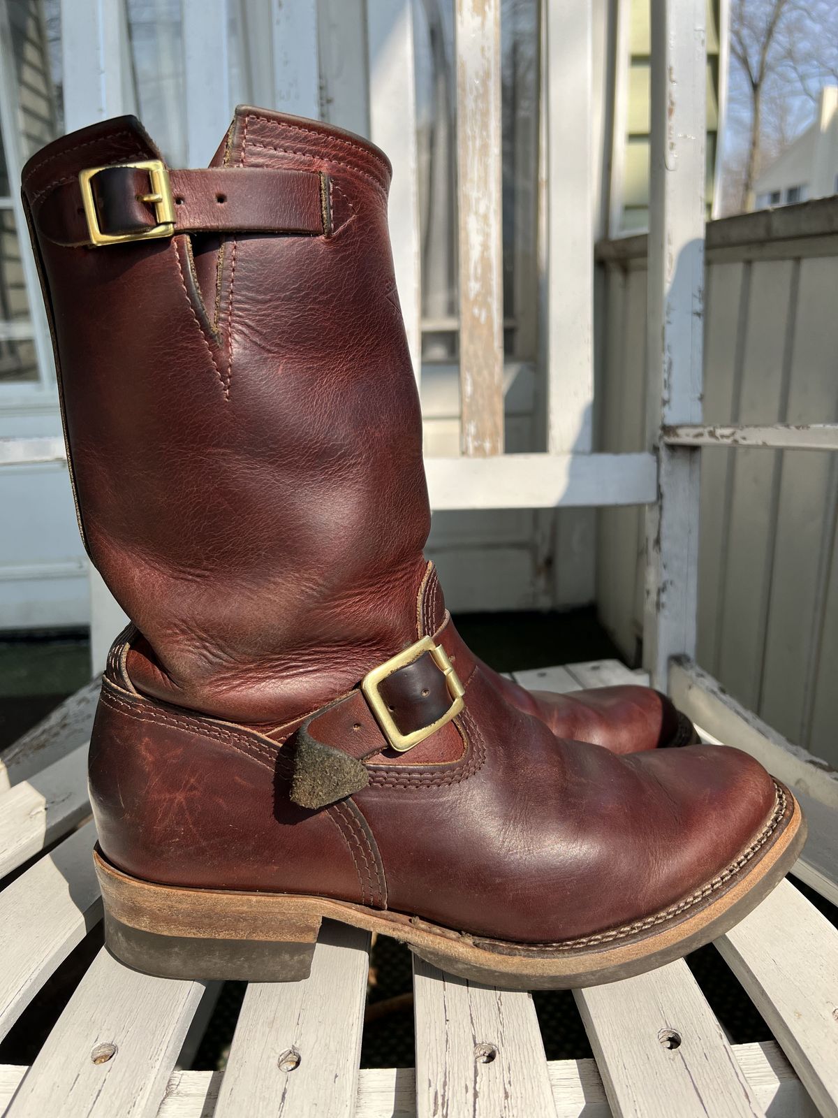 Photo by patinathunderdome on March 5, 2022 of the Wesco Mister Lou in Horween Umber Chromexcel.