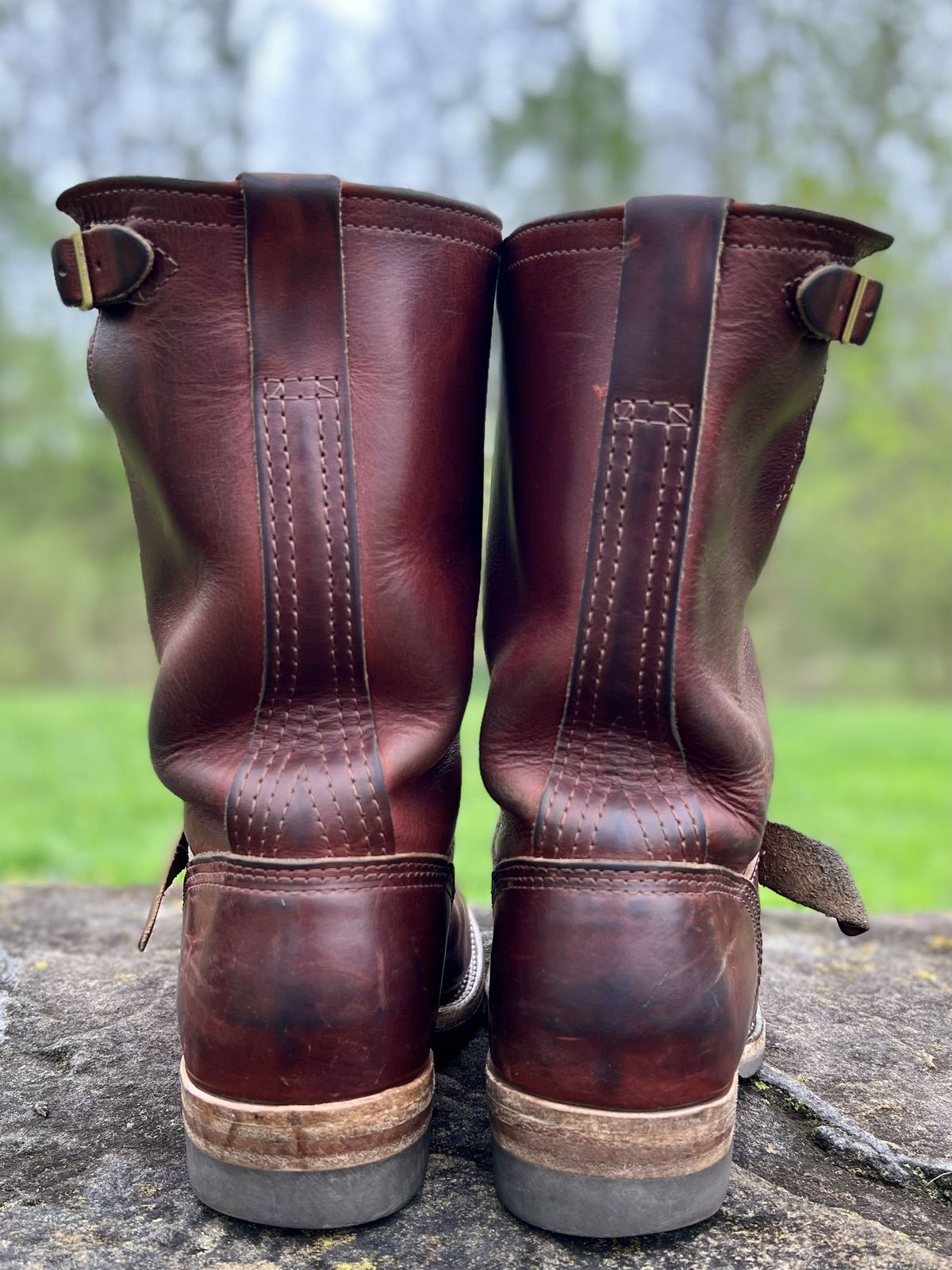 Photo by patinathunderdome on May 5, 2022 of the Wesco Mister Lou in Horween Umber Chromexcel.