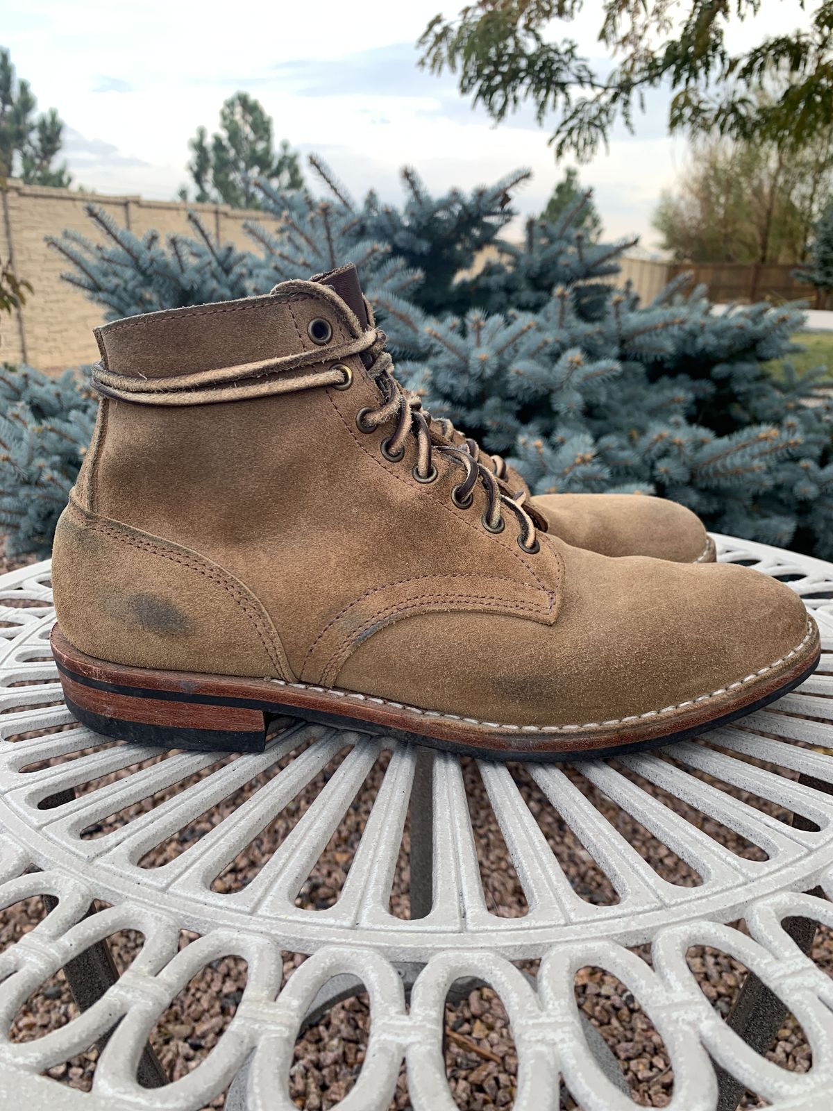 Photo by patinathunderdome on November 1, 2021 of the Oak Street Bootmakers Storm Boot in Horween Natural Chromexcel Roughout.