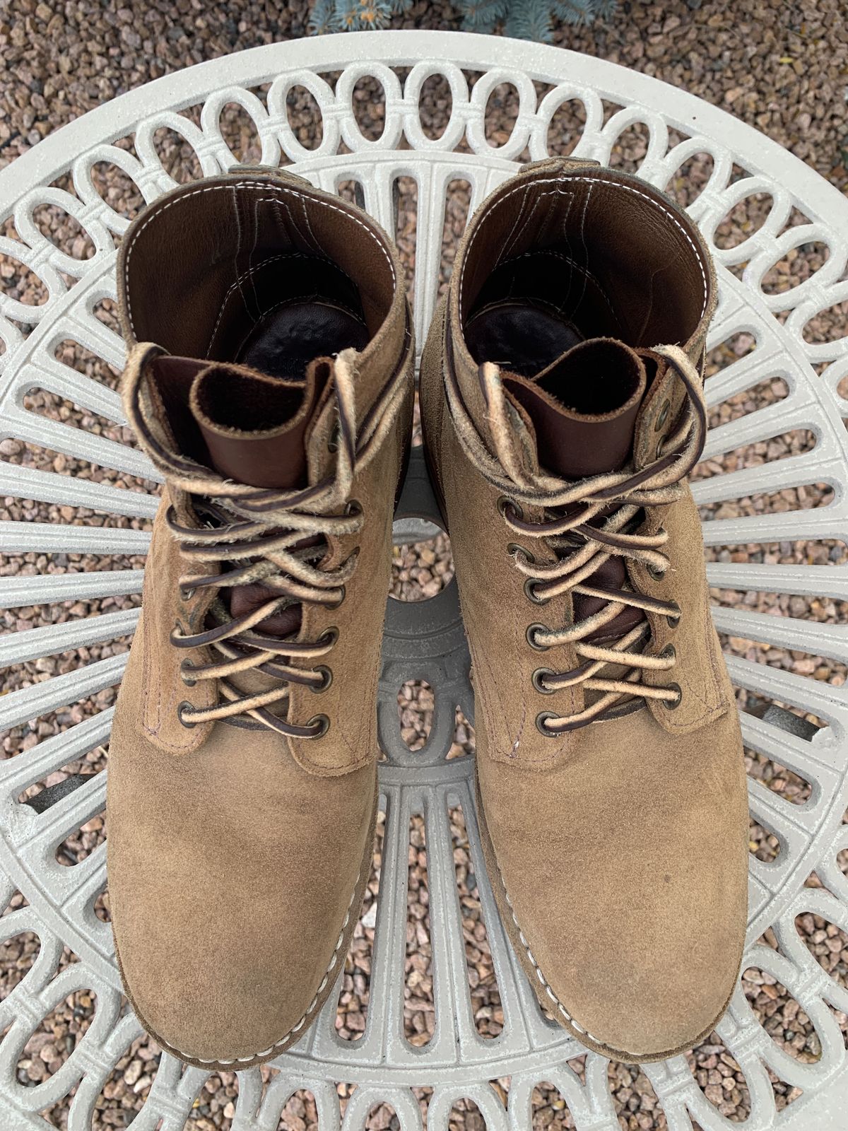 Photo by patinathunderdome on November 1, 2021 of the Oak Street Bootmakers Storm Boot in Horween Natural Chromexcel Roughout.