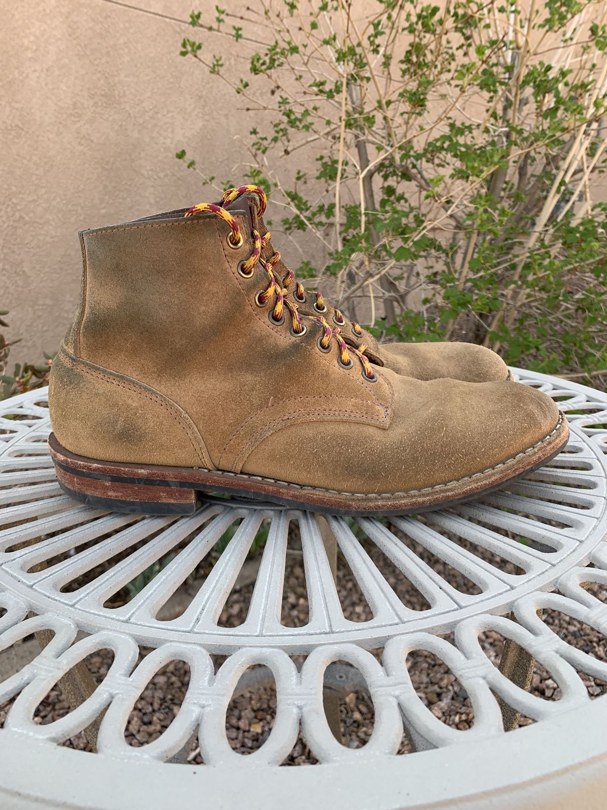 Photo by patinathunderdome on May 1, 2022 of the Oak Street Bootmakers Storm Boot in Horween Natural Chromexcel Roughout.