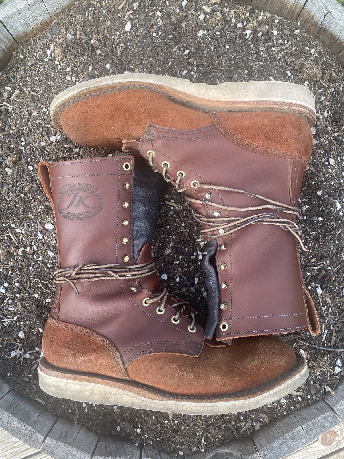 Photo by patinathunderdome on April 5, 2022 of the JK Boots Forefront in Seidel Redwood Oil Tan Roughout.