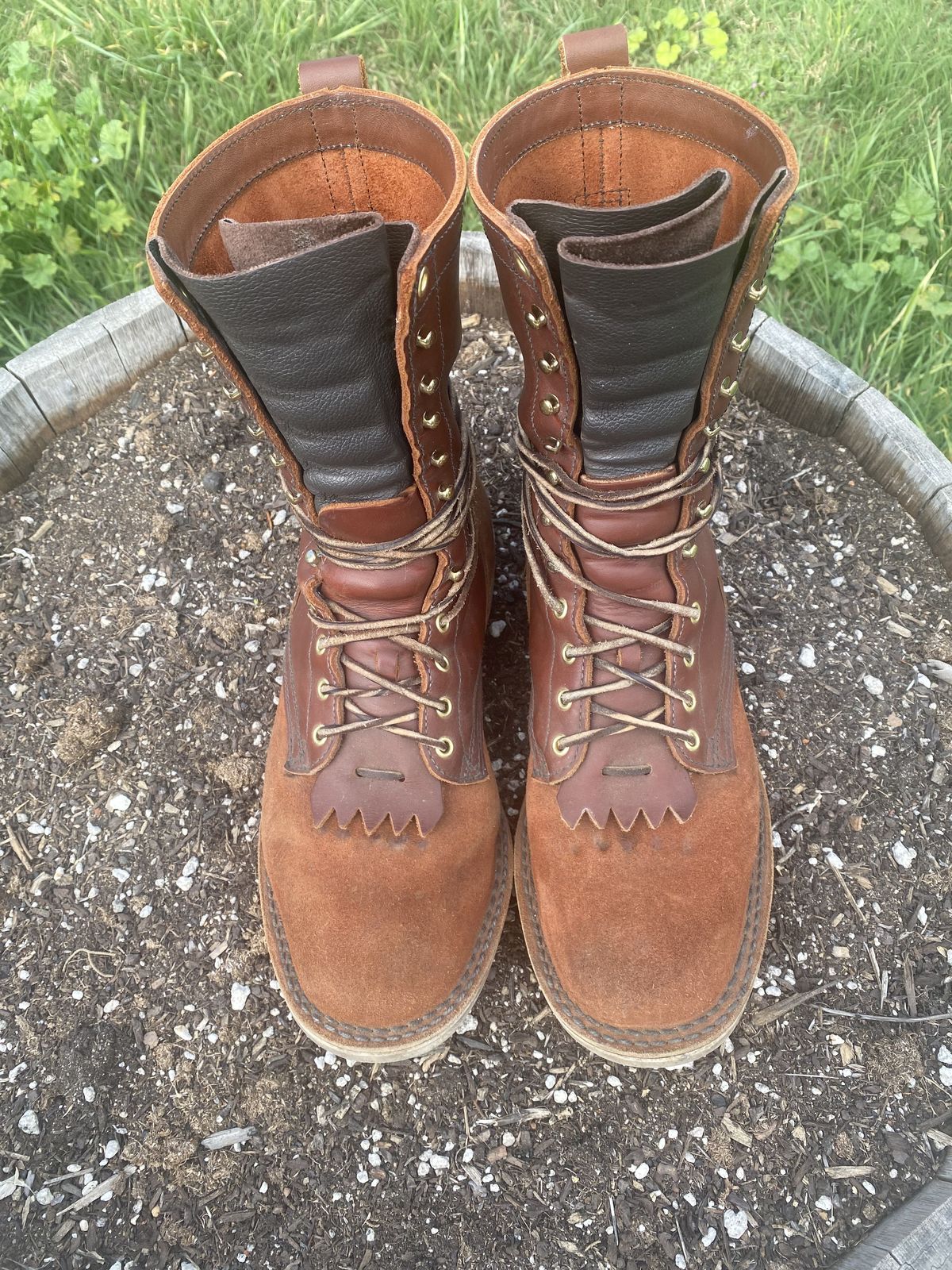 Photo by patinathunderdome on April 5, 2022 of the JK Boots Forefront in Seidel Redwood Oil Tan Roughout.