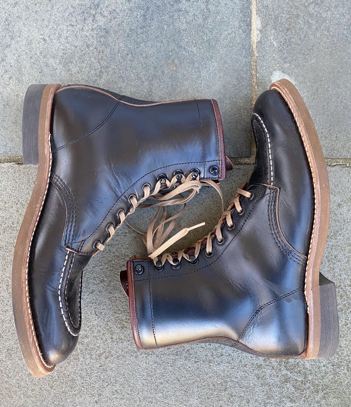 Photo by patinathunderdome on December 6, 2021 of the Brother Bridge Hunter in Horween Black Chromexcel.