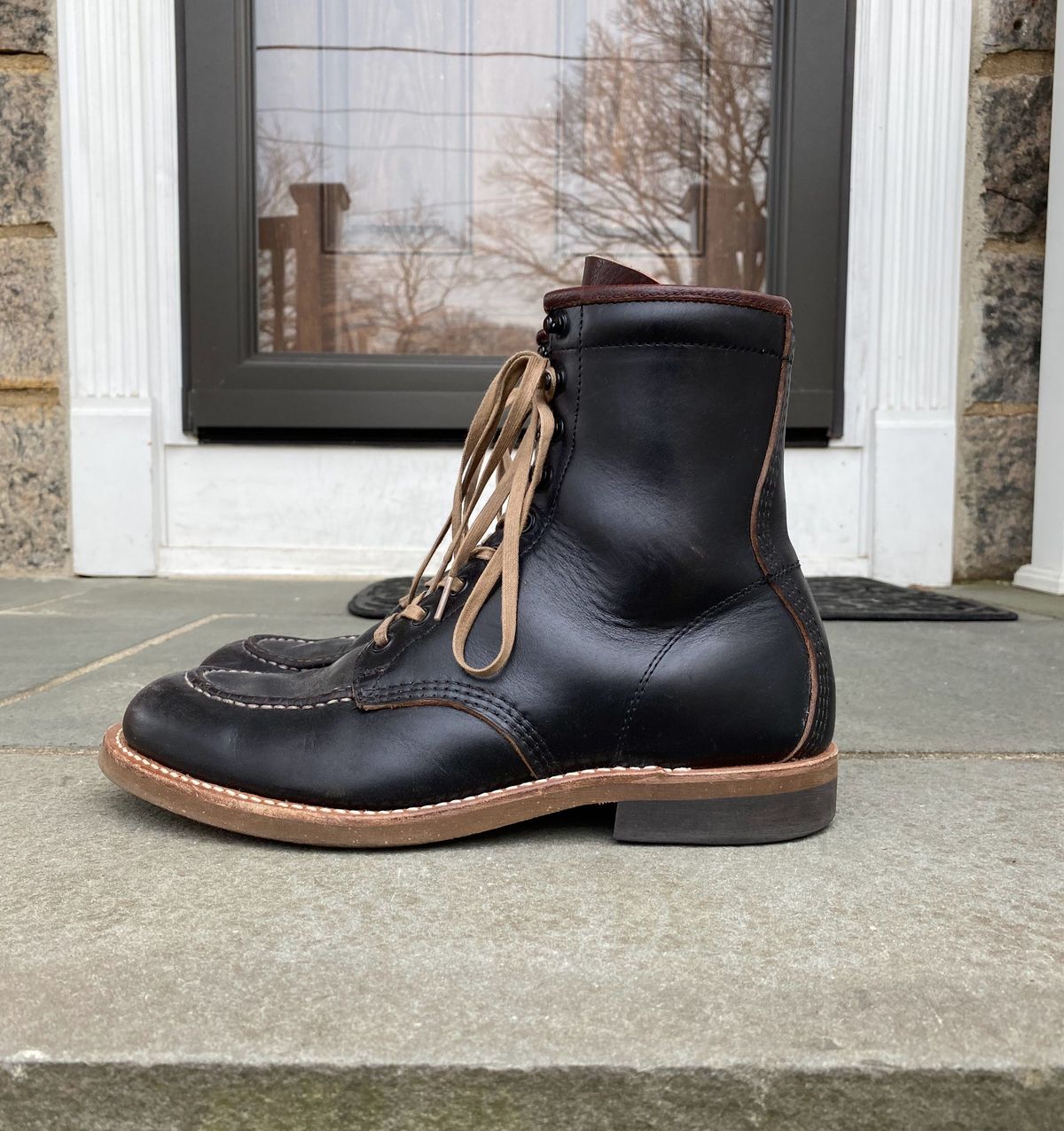 Photo by patinathunderdome on March 6, 2022 of the Brother Bridge Hunter in Horween Black Chromexcel.