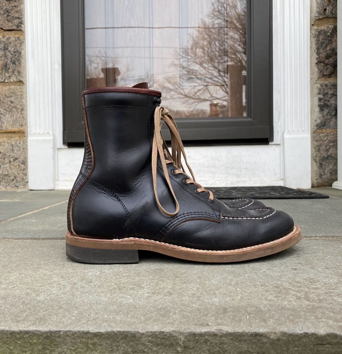 Photo by patinathunderdome on March 6, 2022 of the Brother Bridge Hunter in Horween Black Chromexcel.