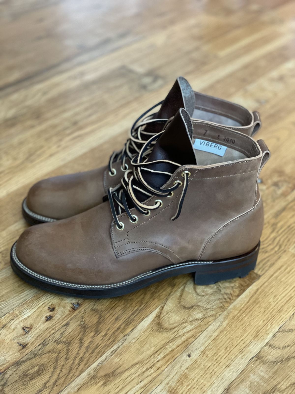Photo by patinathunderdome on September 30, 2021 of the Viberg Service Boot in Maryam Toscanello Horsebutt.