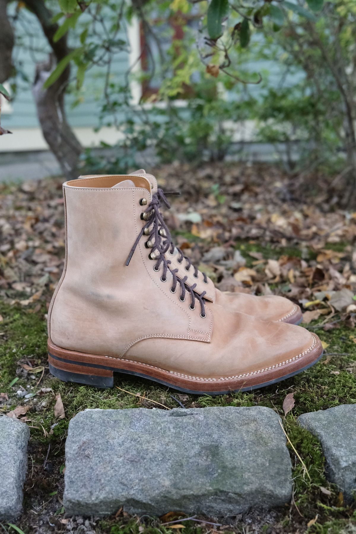 Photo by patinathunderdome on November 3, 2021 of the Benzein TDD-01 Boot in Conceria Cloe Crust Shell Cordovan.