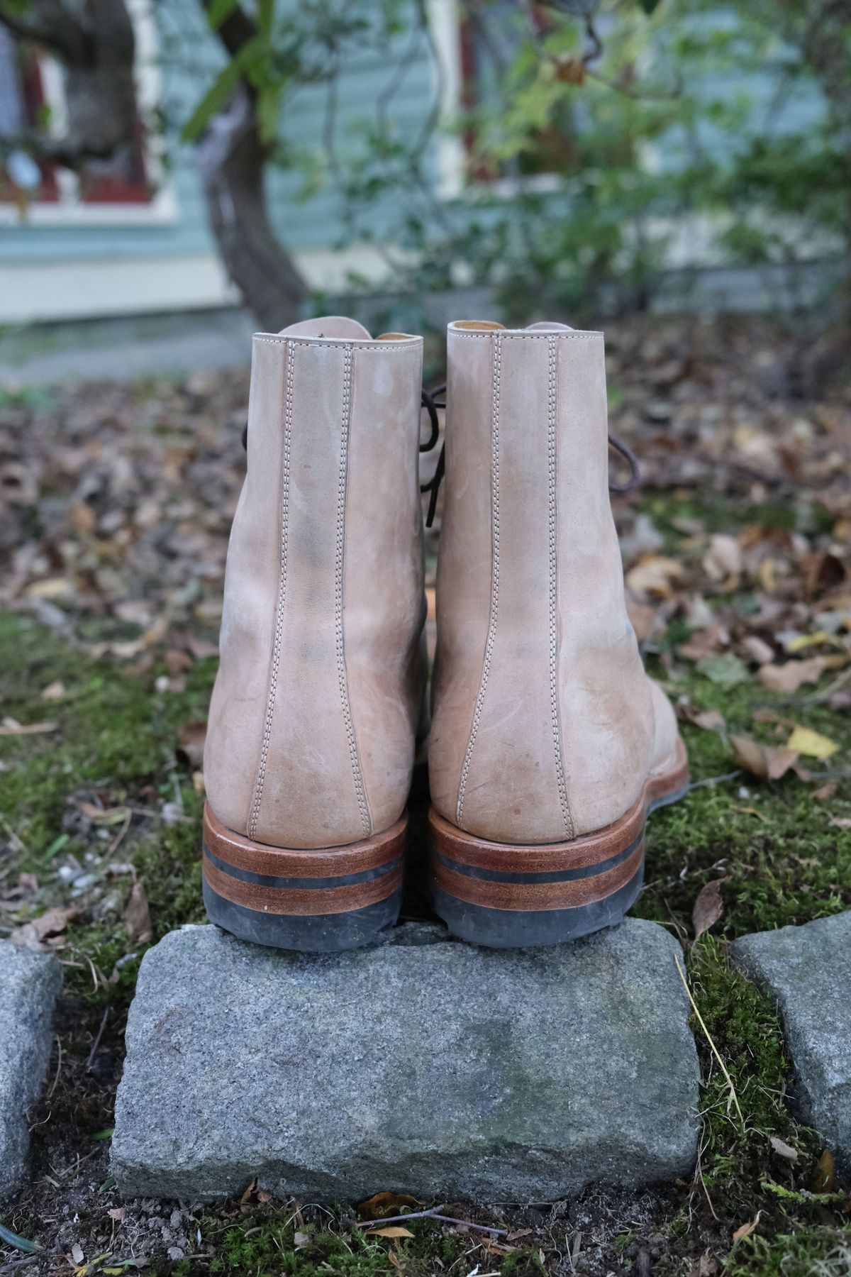 Photo by patinathunderdome on November 3, 2021 of the Benzein TDD-01 Boot in Conceria Cloe Crust Shell Cordovan.
