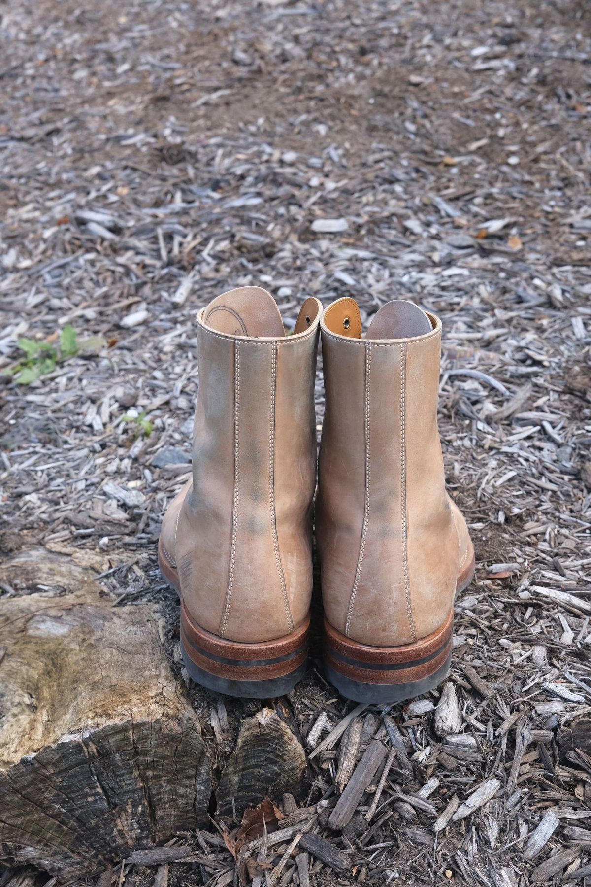 Photo by patinathunderdome on December 5, 2021 of the Benzein TDD-01 Boot in Conceria Cloe Crust Shell Cordovan.