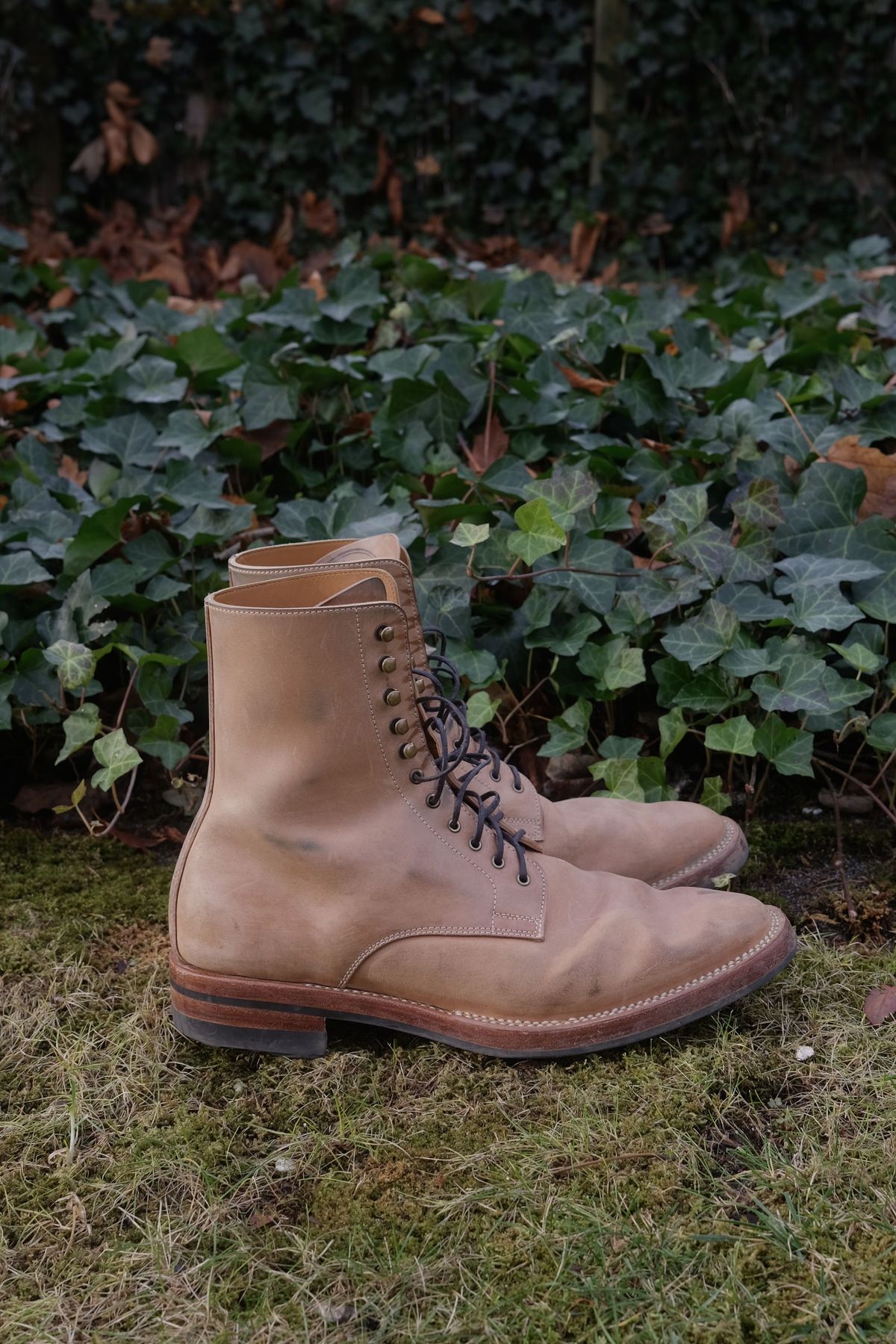 Photo by patinathunderdome on January 2, 2022 of the Benzein TDD-01 Boot in Conceria Cloe Crust Shell Cordovan.