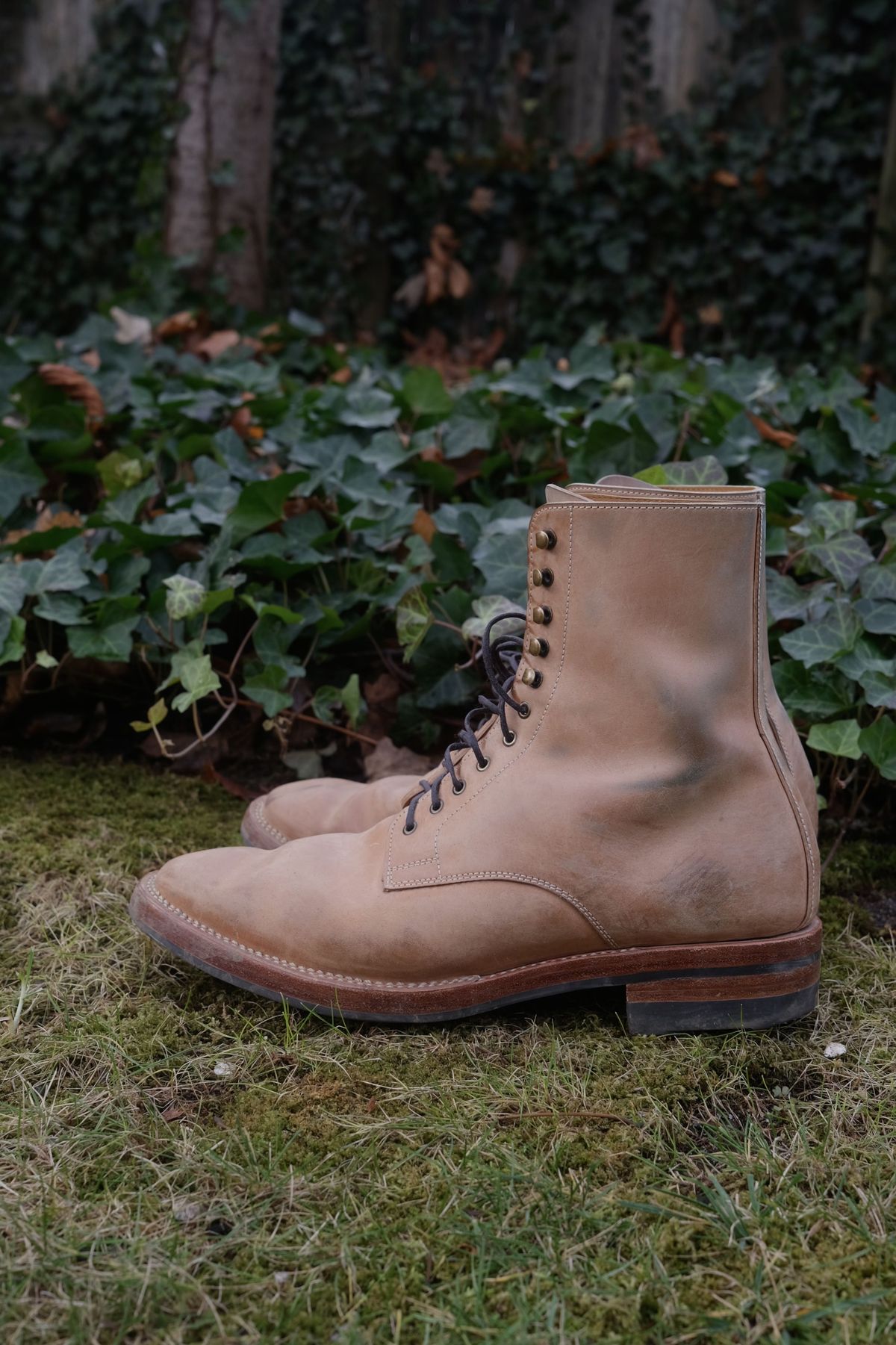 Photo by patinathunderdome on January 2, 2022 of the Benzein TDD-01 Boot in Conceria Cloe Crust Shell Cordovan.