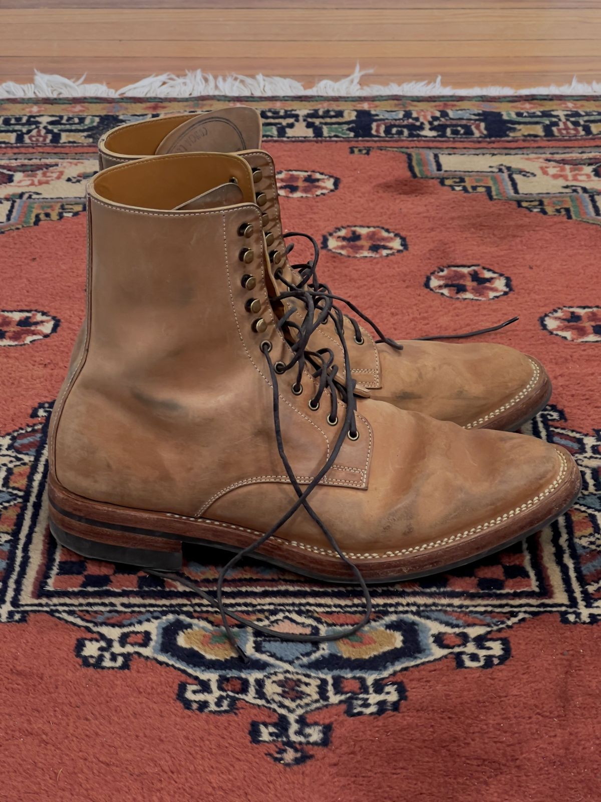 Photo by patinathunderdome on February 2, 2022 of the Benzein TDD-01 Boot in Conceria Cloe Crust Shell Cordovan.