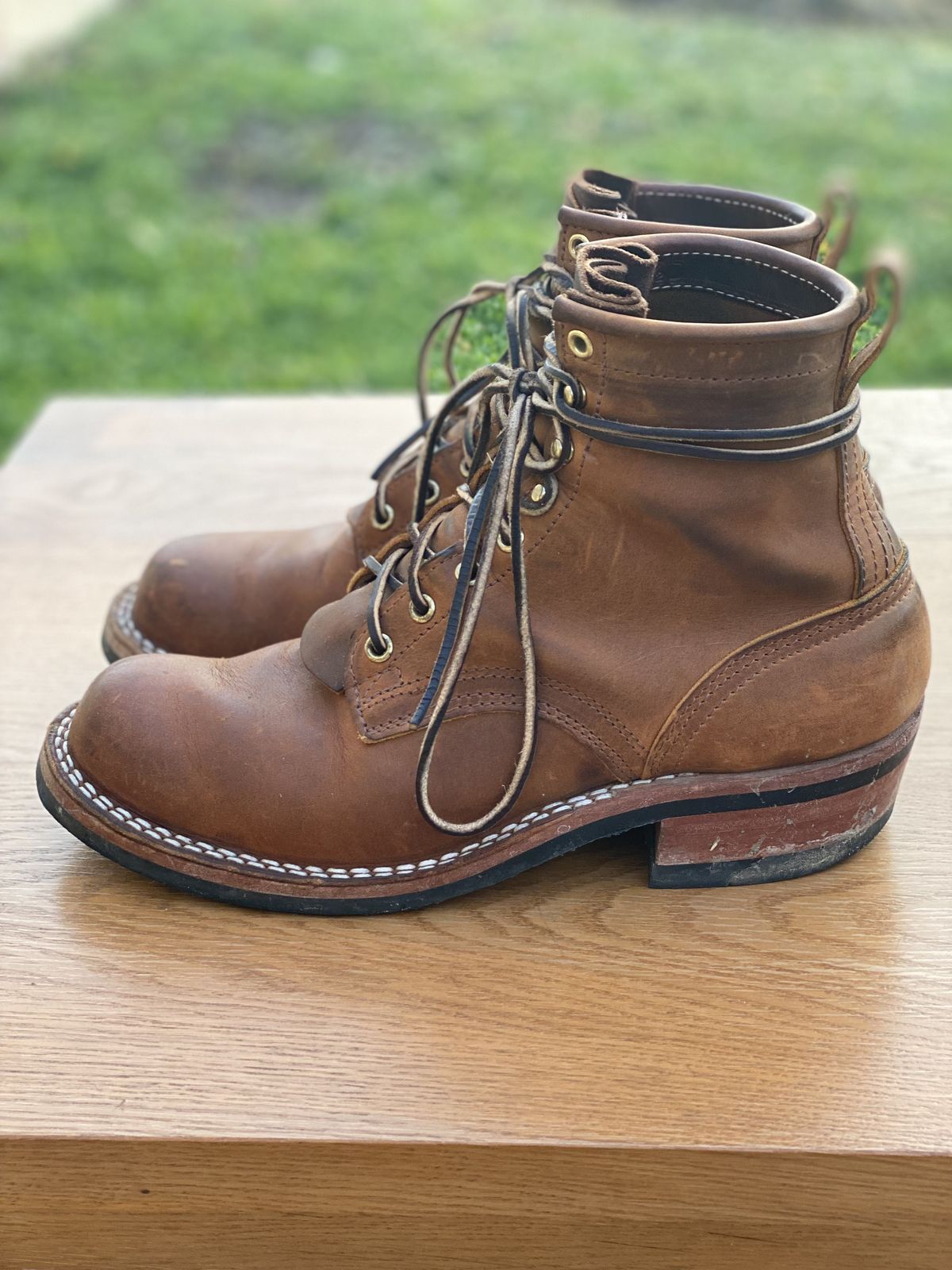 Photo by patinathunderdome on December 5, 2021 of the Nicks Robert in Horween Orange Predator.