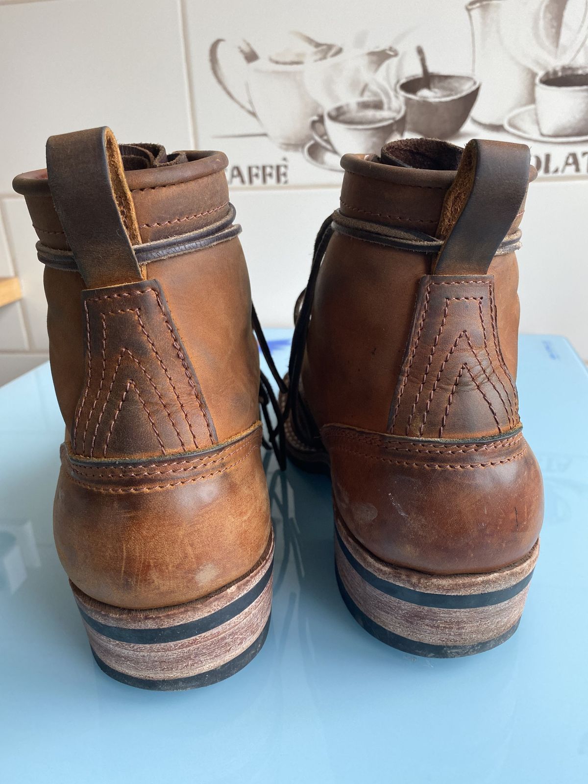 Photo by patinathunderdome on February 1, 2022 of the Nicks Robert in Horween Orange Predator.