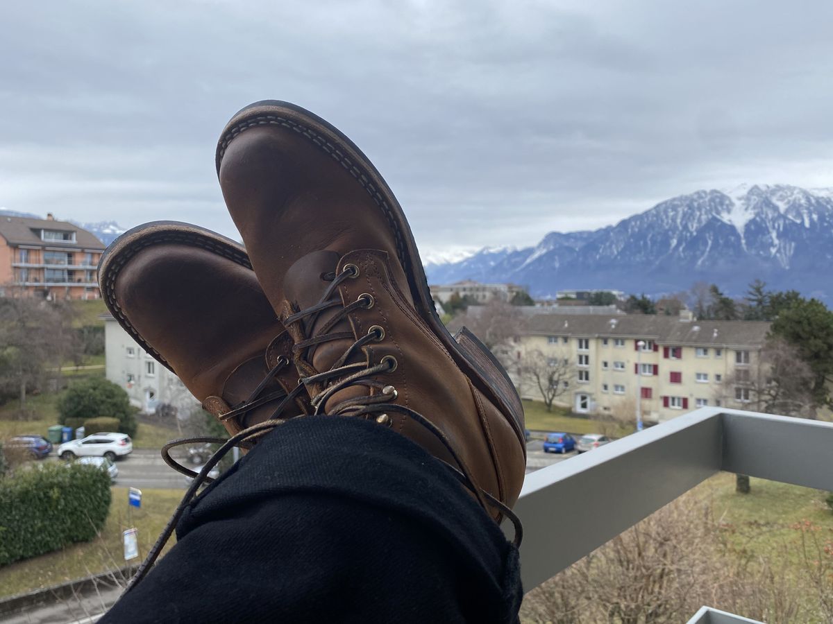 Photo by patinathunderdome on February 1, 2022 of the Nicks Robert in Horween Orange Predator.