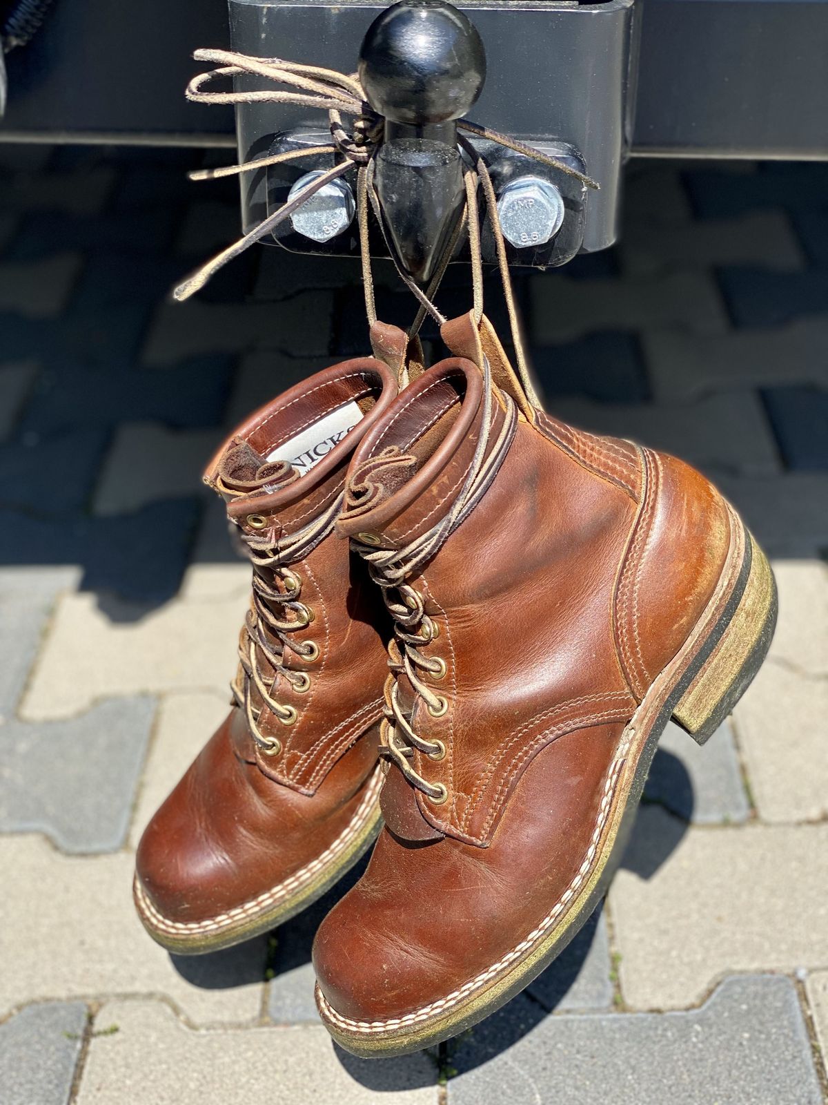 Photo by patinathunderdome on May 1, 2022 of the Nicks Robert in Horween Orange Predator.