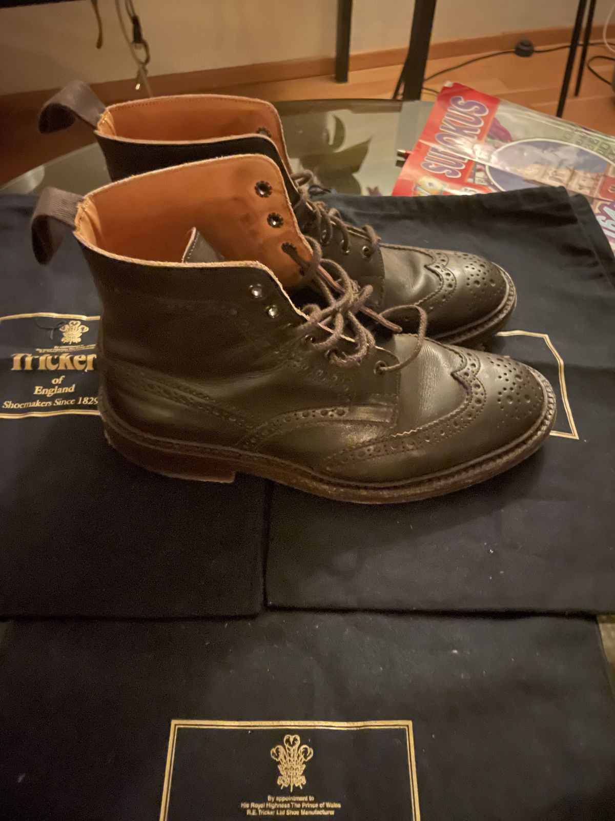 Photo by patinathunderdome on March 5, 2022 of the Tricker's Stow Country Boot in Espresso Burnished Calf.