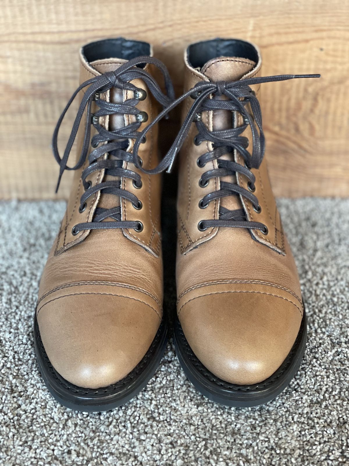 Photo by patinathunderdome on October 2, 2021 of the Thursday Captain in Horween Natural Chromexcel.