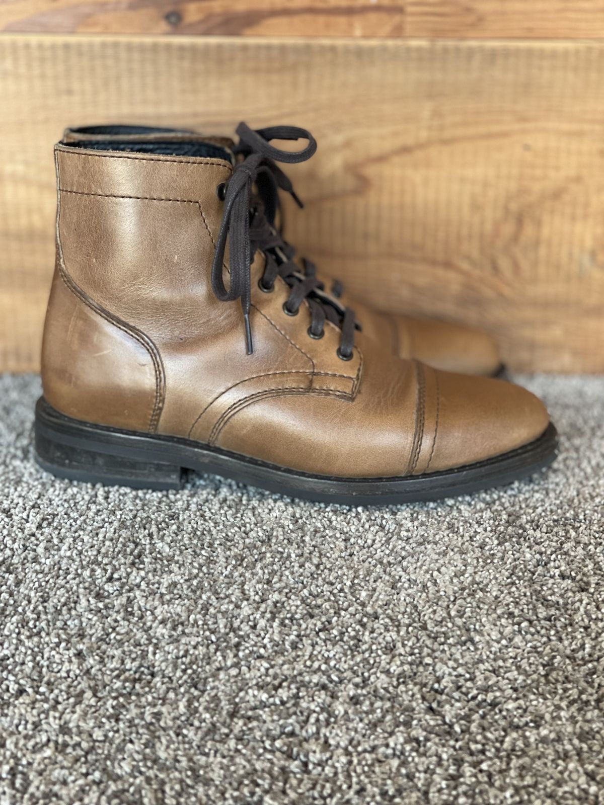 Photo by patinathunderdome on November 5, 2021 of the Thursday Captain in Horween Natural Chromexcel.