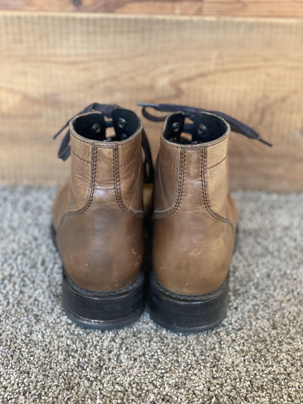 Photo by patinathunderdome on January 5, 2022 of the Thursday Captain in Horween Natural Chromexcel.