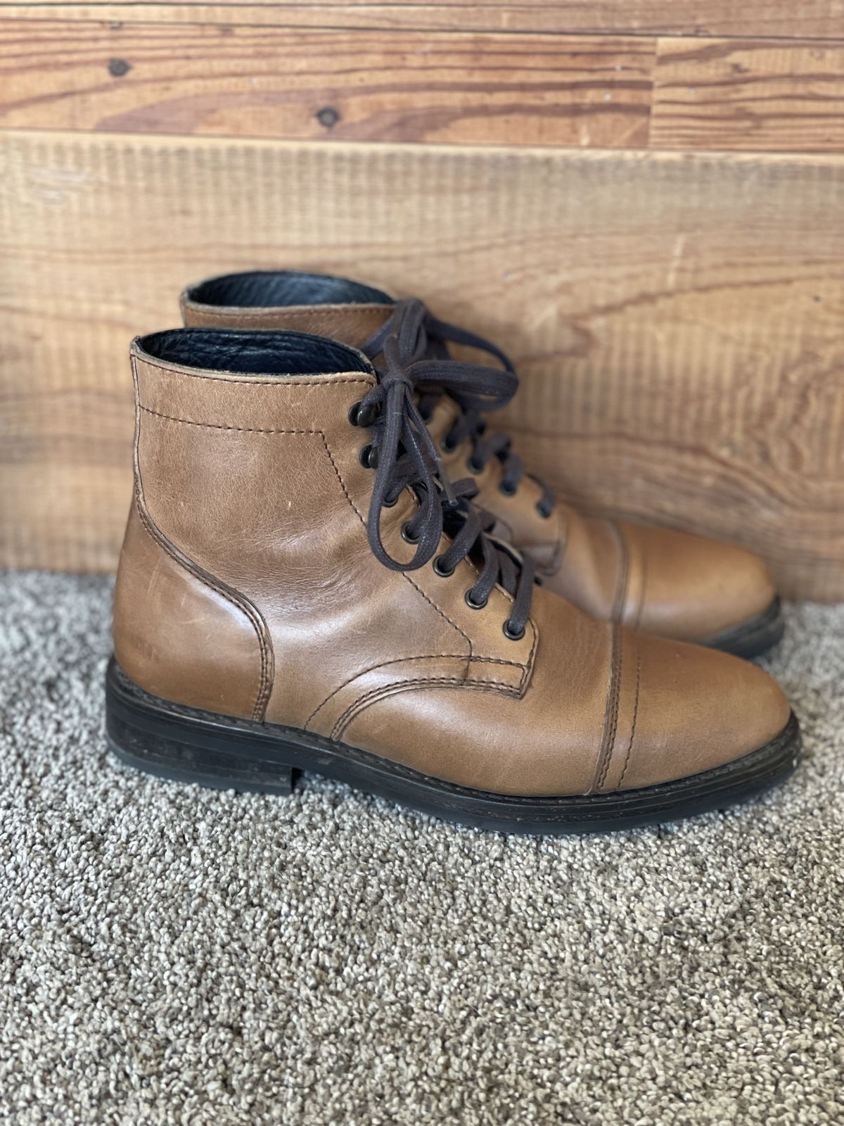 Photo by patinathunderdome on March 5, 2022 of the Thursday Captain in Horween Natural Chromexcel.