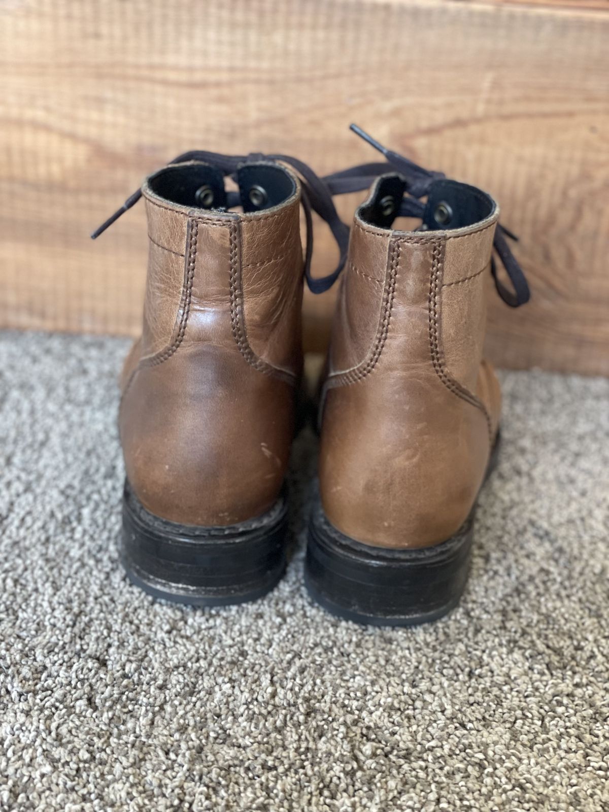 Photo by patinathunderdome on March 5, 2022 of the Thursday Captain in Horween Natural Chromexcel.