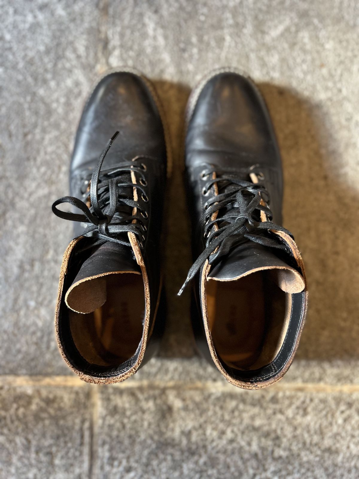 Photo by patinathunderdome on November 5, 2021 of the Viberg Service Boot in Horween Black Chromexcel.