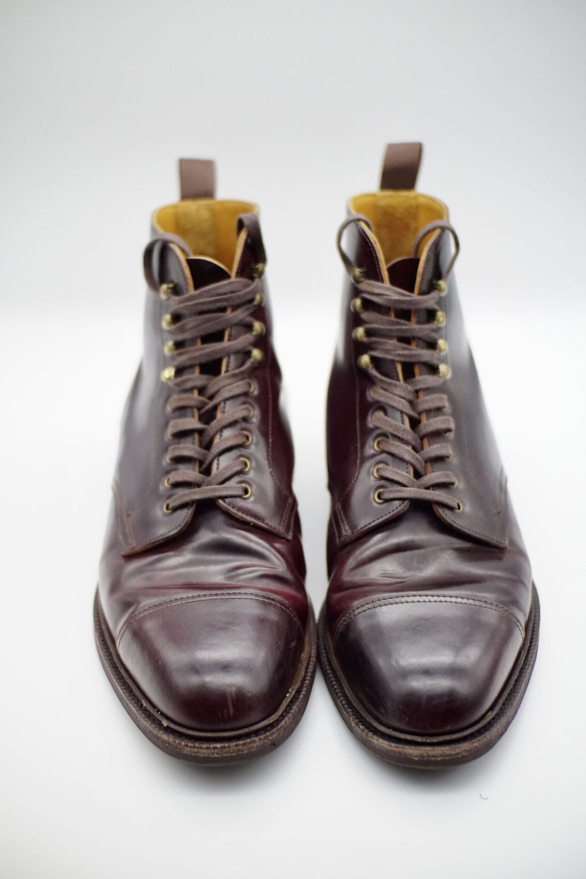 Photo by patinathunderdome on November 4, 2021 of the Meermin Derby Boot in Horween Color 8 Shell Cordovan.
