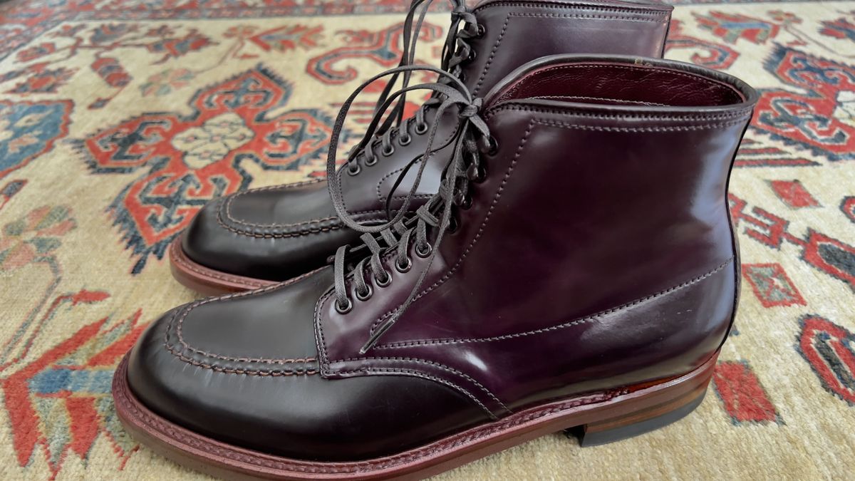 Photo by patinathunderdome on October 1, 2021 of the Alden Indy Boot in Horween Color 8 Shell Cordovan.