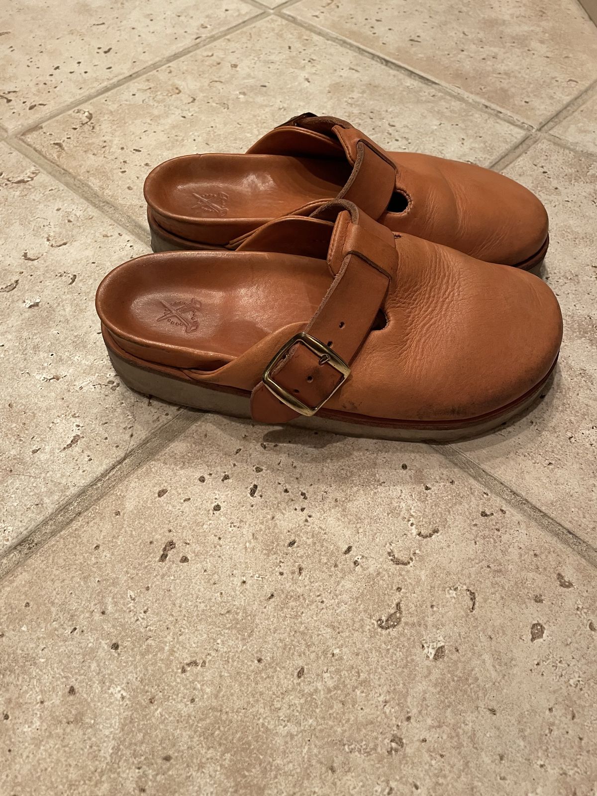 Photo by patinathunderdome on January 6, 2022 of the Love Jules 1973 Clog in Horween Natural Essex.