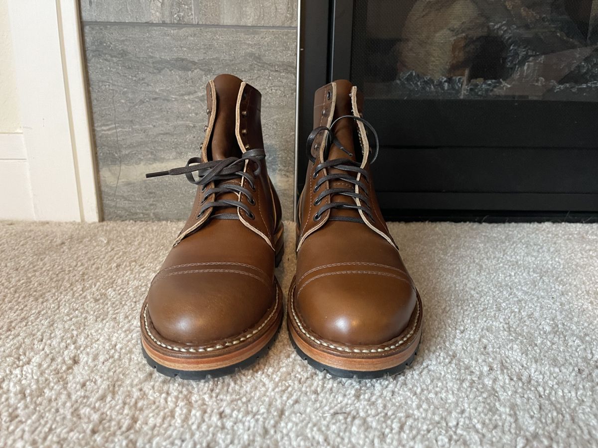 Photo by patinathunderdome on October 1, 2021 of the White's MP-M1TC in Horween British Tan Chromexcel.